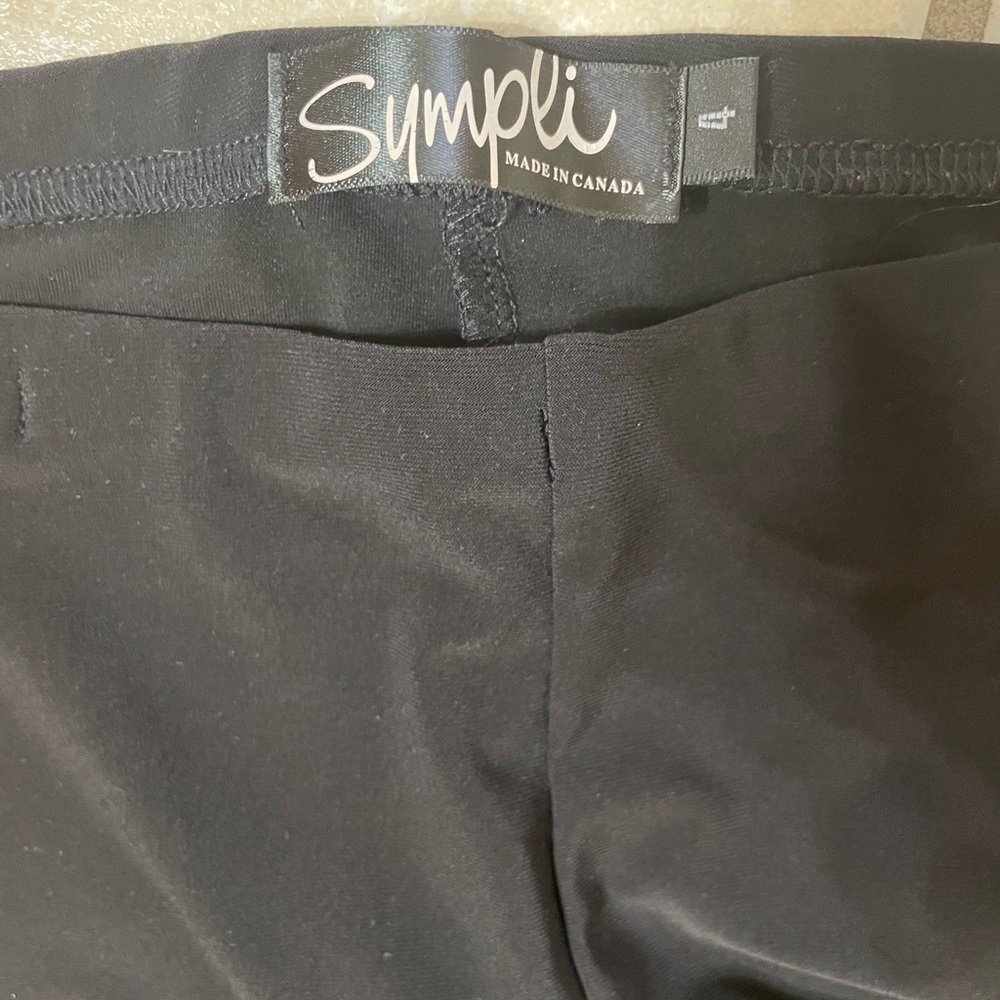 Sympli boutique style leggings
